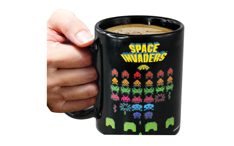 Κούπα Space Invaders που Μεταβάλλεται στη Ζέστη