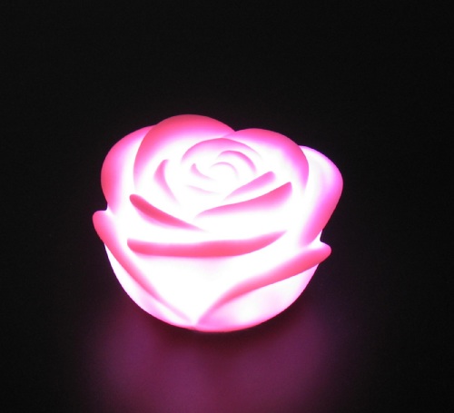 Untitled document Led Rose With 7 different Colors.This LED Rose is very beautiful for your desk