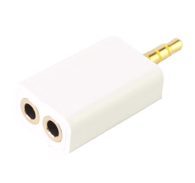 <?xml version="1.0" encoding="utf-8"?> <!DOCTYPE html PUBLIC "-//W3C//DTD XHTML 1.0 Transitional//EN" "http://www.w3.org/TR/xhtml1/DTD/xhtml1-transitional.dtd"> <html lang="en" xml_lang="en"> <head> <title>Untitled document</title> <meta http-equiv="Content-Type" content="text/html; charset=utf-8" /> </head> <body> <h3>Overview :<br /></h3><p> <strong>1)</strong><em> Creates two stereo ports from one. <br /></em><br /><strong>2)</strong> <strong>Male 3.5mm Jack</strong> to<strong> two female 3.5mm sockets</strong>. <br /><strong><br />3) </strong>Gold plated connections for <strong>better sound quality</strong> and <strong>less loss. </strong><br /><strong><br />4)</strong> Golden plated jack hole to ensure<strong> high quality of sound. </strong><br /><br /><strong>5) Easy to carry</strong> around and<strong> great for traveling. </strong><br /><strong><br />6)</strong> Suitable for<strong> <em>iPhone 4 / iPhone 3GS / iPad 2 etc. </em></strong>audio devices with <strong>3.5mm headphone</strong> jack. </p><p><br /><strong>Compatible with the following:</strong></p><p><em>Apple:</em> <em><strong> iPhone 4S