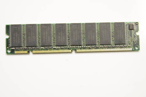 <?xml version="1.0" encoding="utf-8"?> <!DOCTYPE html PUBLIC "-//W3C//DTD XHTML 1.0 Transitional//EN" "http://www.w3.org/TR/xhtml1/DTD/xhtml1-transitional.dtd"> <html lang="en" xml_lang="en"> <head> <title>Untitled document</title> <meta http-equiv="Content-Type" content="text/html; charset=utf-8" /> </head> <body> <p>SIEMENS </p><p>16 MBIT </p><p>Synchronous </p><p>HYB39S16800AT DRAM</p> </body> </html>