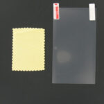 Untitled document Specifications :Protect your Nintendo Wii-U against dust and scratches with this protector. This screen protector improves the handwriting recognition and has an anti-reflection layer against sun and light reflection. The outside layer stays fingerprint free and the foil can be applied easily without air bubbles.This set contains both a protector for upper as wel as for the lower screen of your Nintendo Wii-U