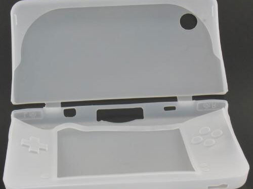 <?xml version="1.0" encoding="utf-8"?> <!DOCTYPE html PUBLIC "-//W3C//DTD XHTML 1.0 Transitional//EN" "http://www.w3.org/TR/xhtml1/DTD/xhtml1-transitional.dtd"> <html lang="en" xml_lang="en"> <head> <title>Untitled document</title> <meta http-equiv="Content-Type" content="text/html; charset=utf-8" /> </head> <body> <p>Silicone Cover for the Nintendo DSi XL White</p><p>&nbsp;</p><p><span><span class="hps">&pi;&rho;&omicron;&delta;&iota;&alpha;&gamma;&rho;&alpha;&phi;έ&sigmaf;</span><br /><br /> <span class="hps">&Epsilon;&iota;&delta;&iota;&kappa;ά &gamma;&iota;&alpha;</span> <span class="hps">&tau;&omicron; Nintendo DSi</span> <span class="hps">XL</span> <span class="hps">έ&chi;&omicron;&upsilon;&mu;&epsilon; έ&nu;&alpha;</span> <span class="hps">&kappa;ά&lambda;&upsilon;&mu;&mu;&alpha;</span> <span class="hps">&alpha;&pi;ό &sigma;&iota;&lambda;&iota;&kappa;ό&nu;&eta;</span> <span class="hps">&pi;&omicron;&upsilon; &theta;&alpha; &pi;&alpha;&rho;έ&chi;&epsilon;&iota;</span> <span class="hps">&gamma;&iota;&alpha; &epsilon;&pi;&iota;&pi;&lambda;έ&omicron;&nu;</span> <span class="hps">&pi;&rho;&omicron;&sigma;&tau;&alpha;&sigma;ί&alpha;</span><span>.</span> <span class="hps">&Tau;&omicron; &kappa;ά&lambda;&upsilon;&mu;&mu;&alpha;</span> <span class="hps">&tau;&alpha;&iota;&rho;&iota;ά&zeta;&epsilon;&iota; &alpha;&pi;ό&lambda;&upsilon;&tau;&alpha;</span> <span class="hps">&kappa;&alpha;&iota; &pi;&rho;&omicron;&sigma;&tau;&alpha;&tau;&epsilon;ύ&epsilon;&iota; &tau;&omicron;</span> <span class="hps">DSi</span> <span class="hps">XL</span> <span class="hps">&sigma;&alpha;&sigmaf; &alpha;&pi;ό &gamma;&rho;&alpha;&tau;&zeta;&omicron;&upsilon;&nu;&iota;έ&sigmaf;</span> <span class="hps">&kappa;&alpha;&iota; &sigma;&kappa;ό&nu;&eta;</span><span>.</span></span> </p> </body> </html>