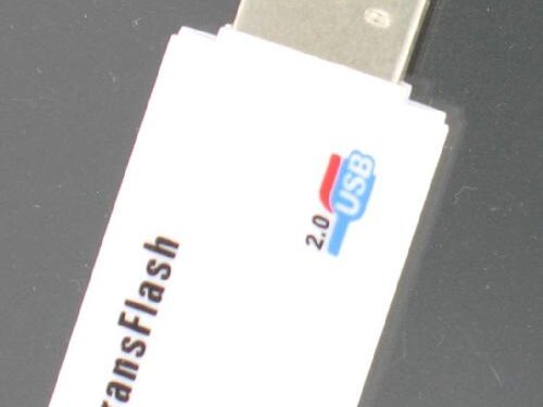 <?xml version="1.0" encoding="utf-8"?> <!DOCTYPE html PUBLIC "-//W3C//DTD XHTML 1.0 Transitional//EN" "http://www.w3.org/TR/xhtml1/DTD/xhtml1-transitional.dtd"> <html lang="en" xml_lang="en"> <head> <title>Untitled document</title> <meta http-equiv="Content-Type" content="text/html; charset=utf-8" /> </head> <body> <h3>Specifications </h3> <p>This USB reader / writer works with the following operating systems: Windows 98/98SE