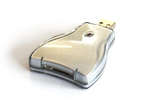 <?xml version="1.0" encoding="utf-8"?> <!DOCTYPE html PUBLIC "-//W3C//DTD XHTML 1.0 Transitional//EN" "http://www.w3.org/TR/xhtml1/DTD/xhtml1-transitional.dtd"> <html lang="en" xml_lang="en"> <head> <title>Untitled document</title> <meta http-equiv="Content-Type" content="text/html; charset=utf-8" /> </head> <body><span><span class="hps">Technical</span> <span class="hps">data</span><br /><br /> <span class="hps">USB</span> <span class="hps">2.0 Card</span> <span class="hps">Reader</span><br /> <span class="hps">Backward compatible</span> <span class="hps">with USB 1.1</span><br /> <span class="hps">Compatible</span> <span class="hps">with Windows 98</span><br /> <span class="hps">Dimensions approx</span> <span class="hps">7cm</span> <span class="hps">* 5cm</span> <span class="hps">* 1