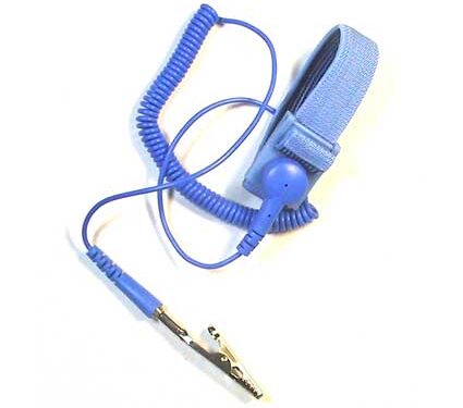 Αντιστατικο Βραχιολι Με Καλωδιο Σπιραλ Και Κροκοδειλακι Μπλε Χρωματος